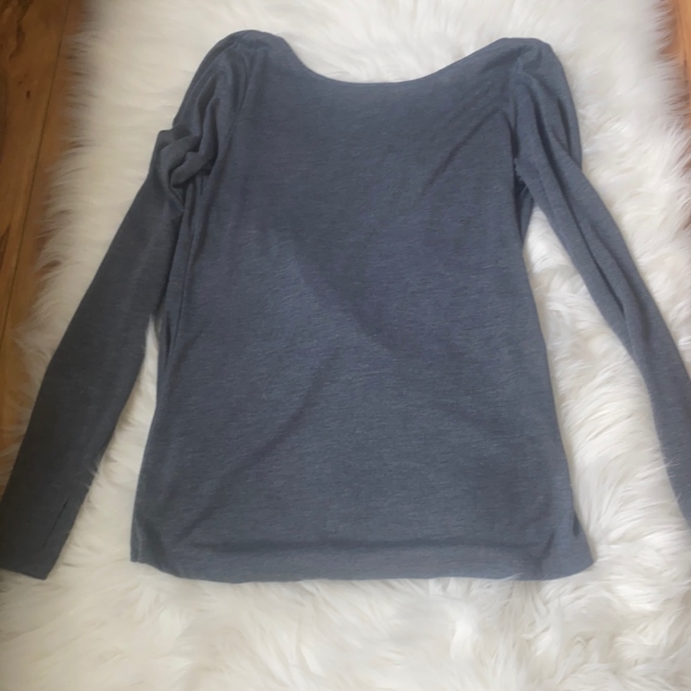 Twist back yoga shirt